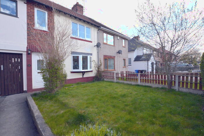 3 Bedroom House To Rent In Smalldale Road, Frecheville, Sheffield, S12