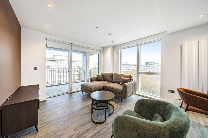 1 Bedroom Flat To Rent In Thurlow Street, London, SE17