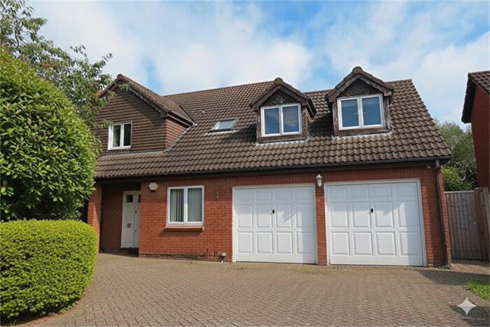 7 Bedroom House To Rent In Bedroom Detached House In Talbot Village, BH12