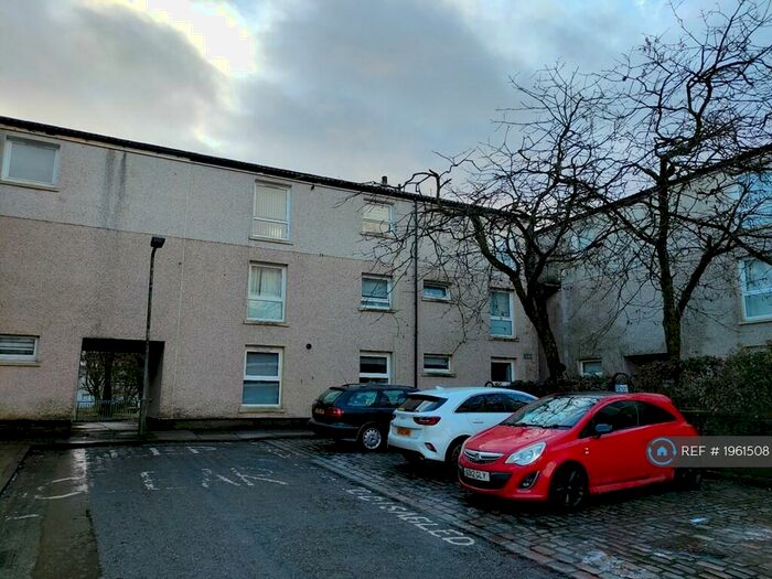 2 Bedroom Flat To Rent In Oak Road, Cumbernauld, Glasgow, G67