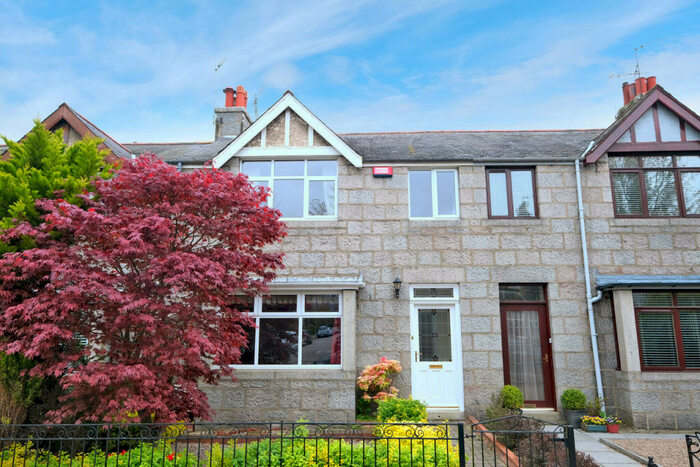 3 Bedroom Terraced House To Rent In Bonnymuir Place, Midstocket, Aberdeen, AB15
