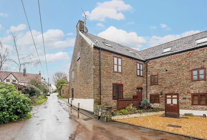 1 Bedroom Flat For Sale In Nibley Lane, Yate, Bristol, Gloucestershire, BS37