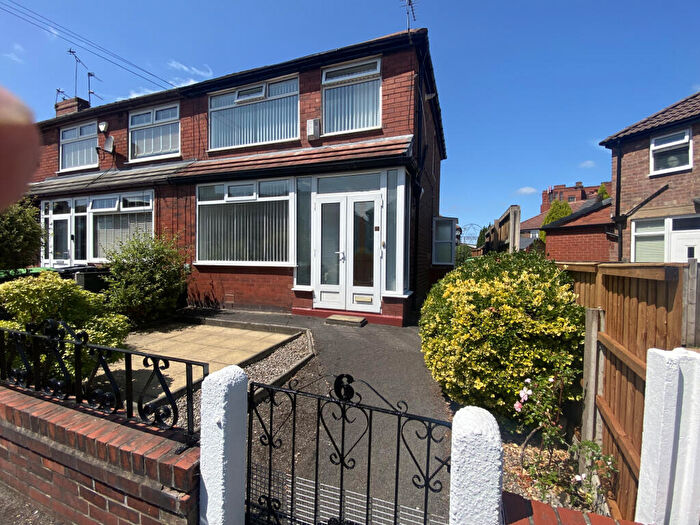 2 Bedroom Terraced House To Rent In Argyll Road, Oldham, Lancashire, OL9