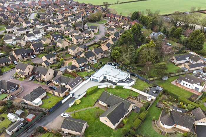 4 Bedroom Bungalow For Sale In Glapthorn Road, Oundle, Peterborough, Northamptonshire, PE8