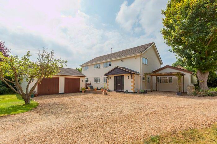 5 Bedroom Detached House For Sale In Faringdon Road, Shippon, OX13