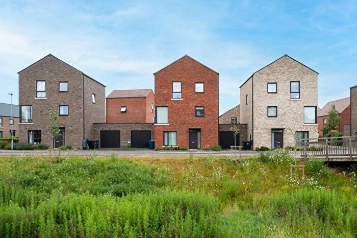 5 Bedroom Detached House For Sale In Gregory Park South, Cambridge, CB5