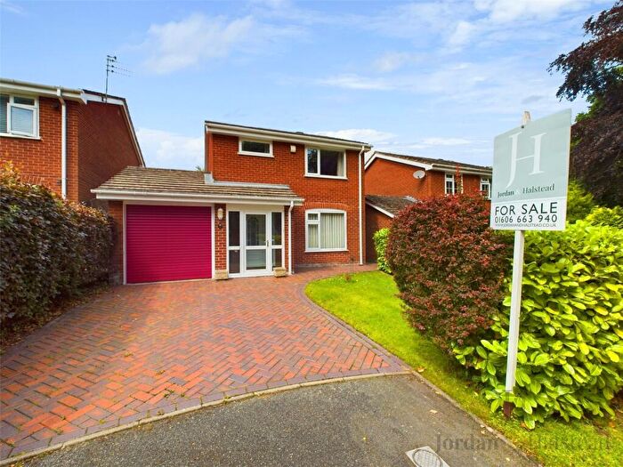 3 Bedroom Detached House For Sale In Kerridge Close, Middlewich, Cheshire, CW10