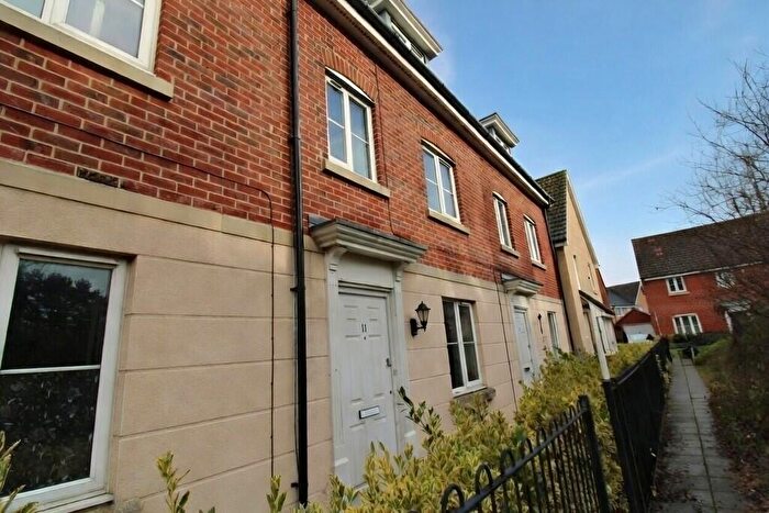 3 Bedroom Town House To Rent In Orchid Drive, Red Lodge, IP28