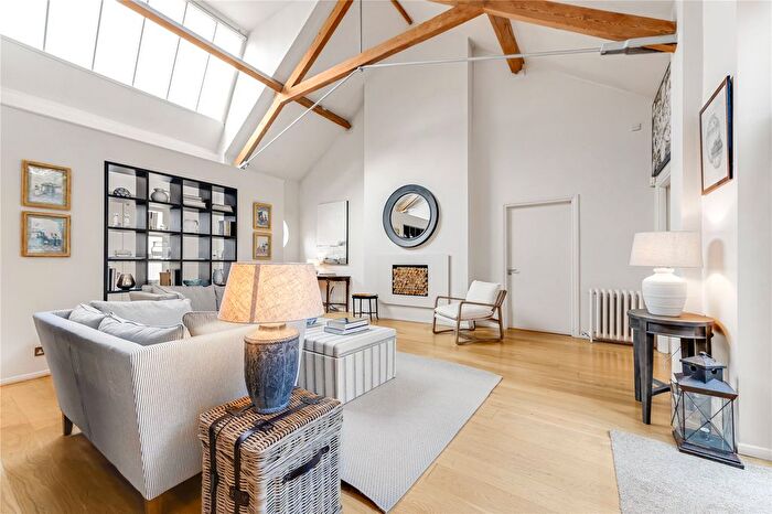 4 Bedroom Detached House To Rent In Lettice Street, London, SW6