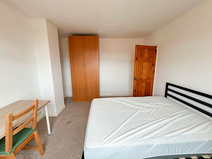 4 Bedroom Terraced House To Rent In Warren Road, Filton, Bristol, BS34