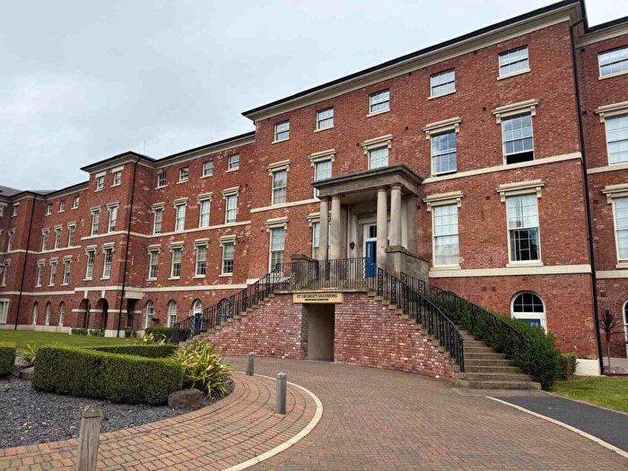 2 Bedroom Flat To Rent In St Georges Mansion, ST16