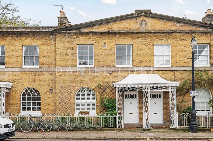 2 Bedroom Terraced House For Sale In Courtenay Street, London, SE11