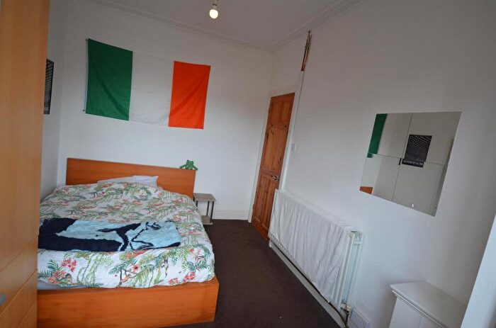 4 Bedroom Apartment To Rent In St. Stephens Road Selly Oak, B29