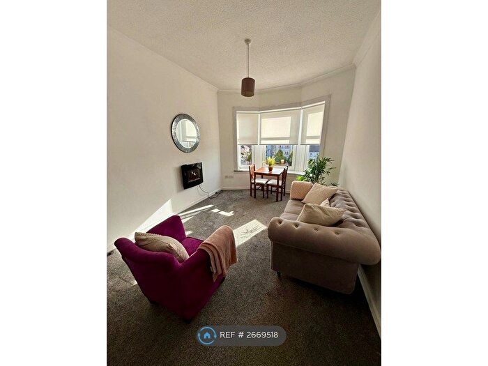 1 Bedroom Flat To Rent In Silverdale Street, Glasgow, G31