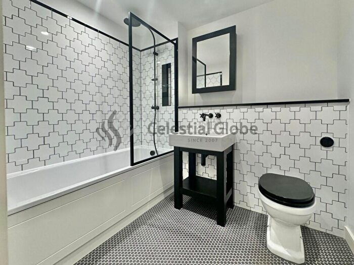 2 Bedroom Apartment To Rent In Heritage Walk, Kingston Upon Thames, Surrey, KT1