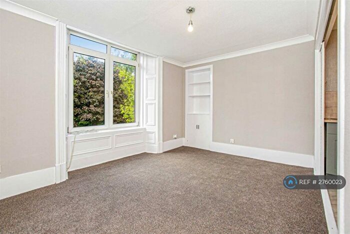 2 Bedroom Flat To Rent In Dens Road, Dundee, DD3