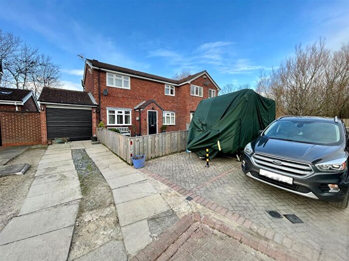3 Bedroom Semi Detached House For Sale In Botham Grove, Darlington, DL3