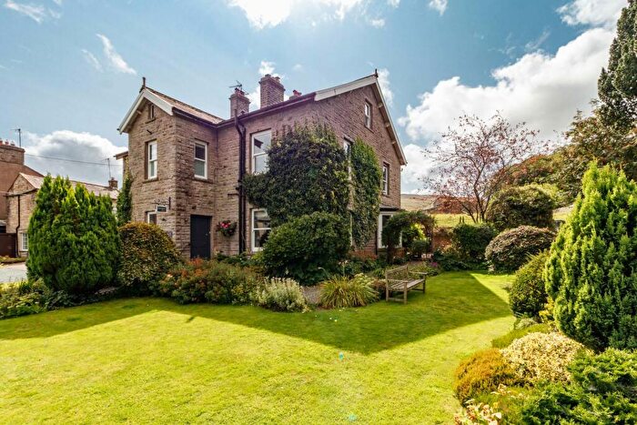 7 Bedroom Detached House For Sale In Burtersett Road, Hawes, DL8