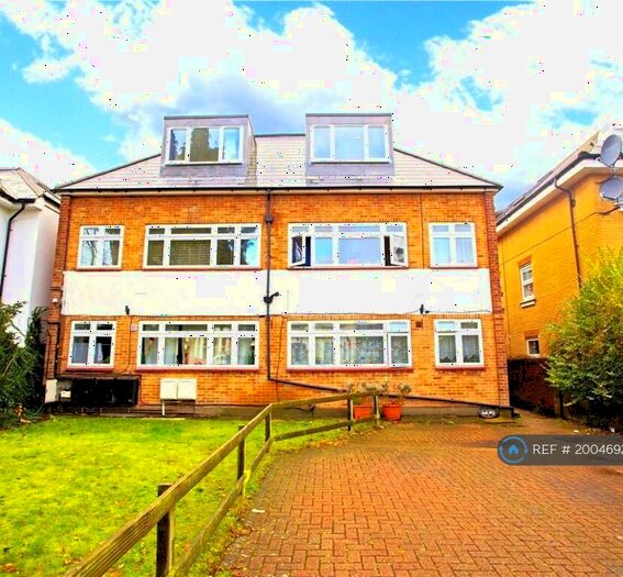 Studio To Rent In Sunningfields Road, London, NW4