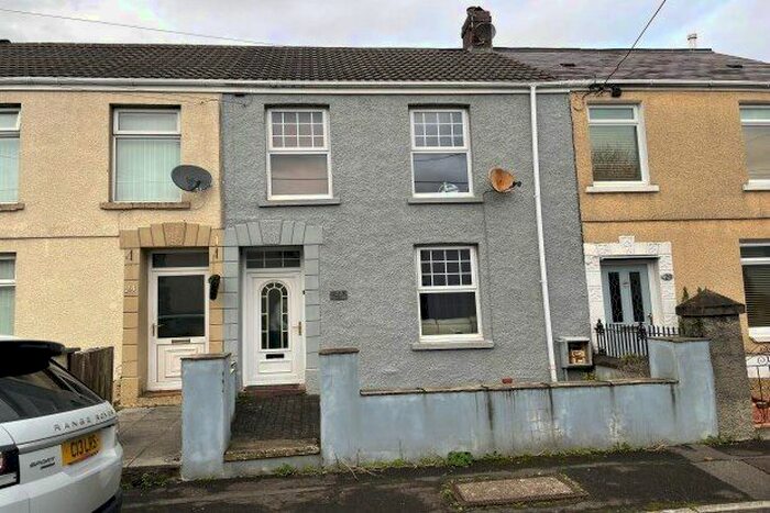 3 Bedroom Property To Rent In High Street, Swansea, SA4