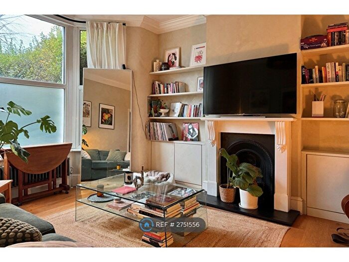 2 Bedroom Maisonette To Rent In Francis Road, London, E10