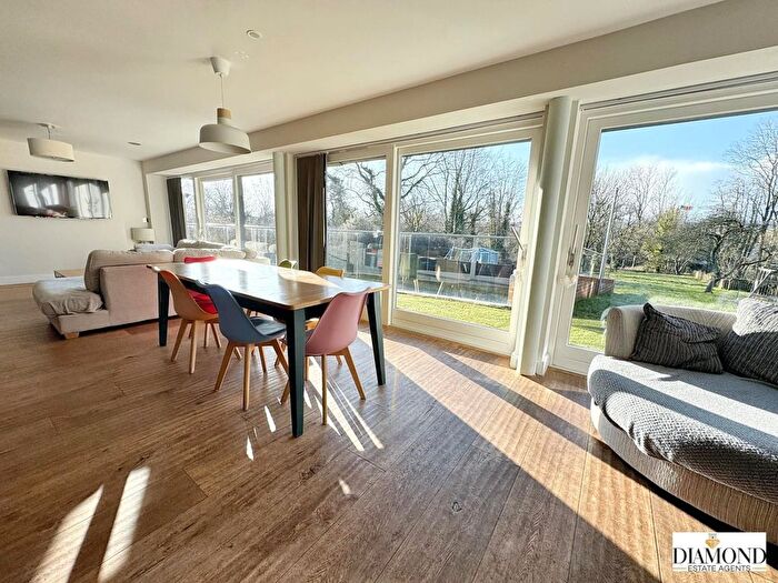 5 Bedroom Detached House For Sale In High Street, Halberton, Tiverton, EX16