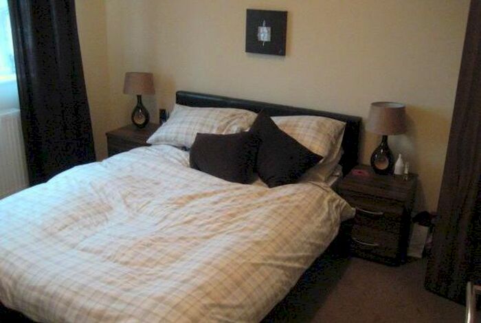 1 Bedroom Cottage To Rent In Burley Road, Burley, Leeds, LS4