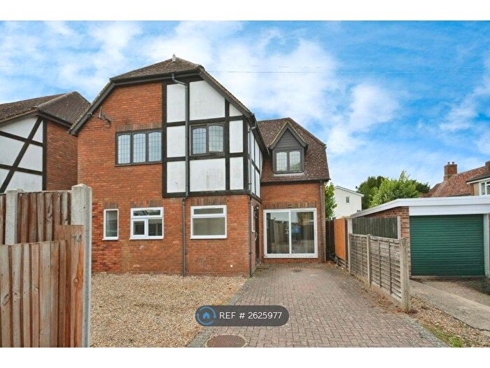 4 Bedroom Detached House To Rent In Freewaters Close, Ickleford, Hitchin, SG5