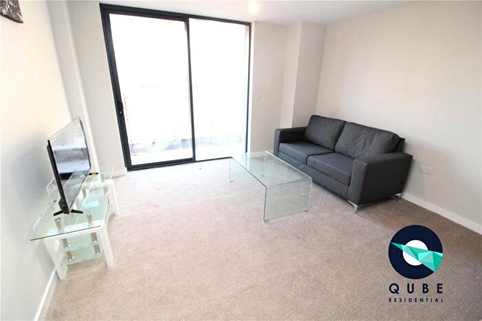 2 Bedroom Flat To Rent In Adelphi Wharf B, Adelphi Street, Salford, Greater Manchester, M3