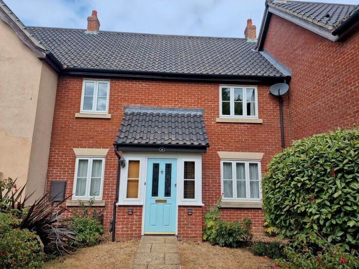 3 Bedroom Property To Rent In Devlin Drive, Poringland, Norwich, NR14