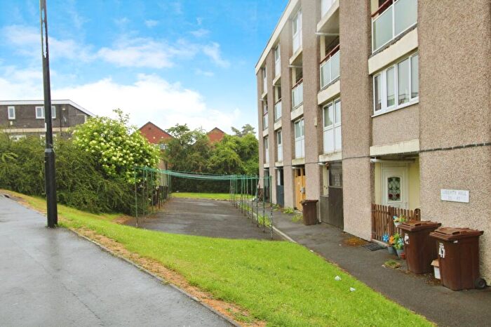 2 Bedroom Apartment To Rent In Liberty Hill, Sheffield, South Yorkshire, S6