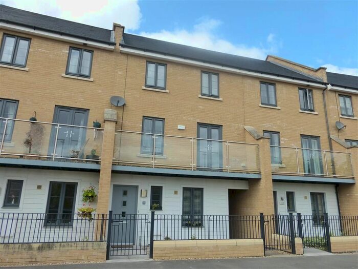 4 Bedroom Property To Rent In Spring Avenue, Hampton Vale, Peterborough, PE7