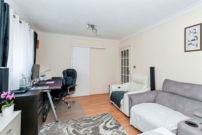 1 Bedroom Flat To Rent In Victoria Road, Slough, SL2