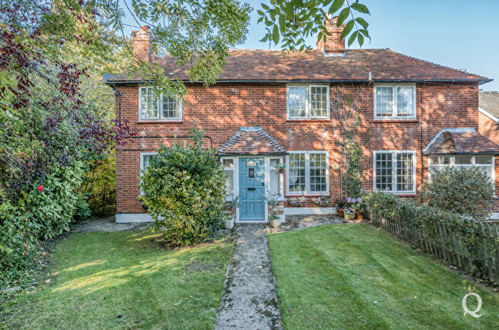 3 Bedroom Semi-Detached House For Sale In Dargate, Faversham, Kent, ME13