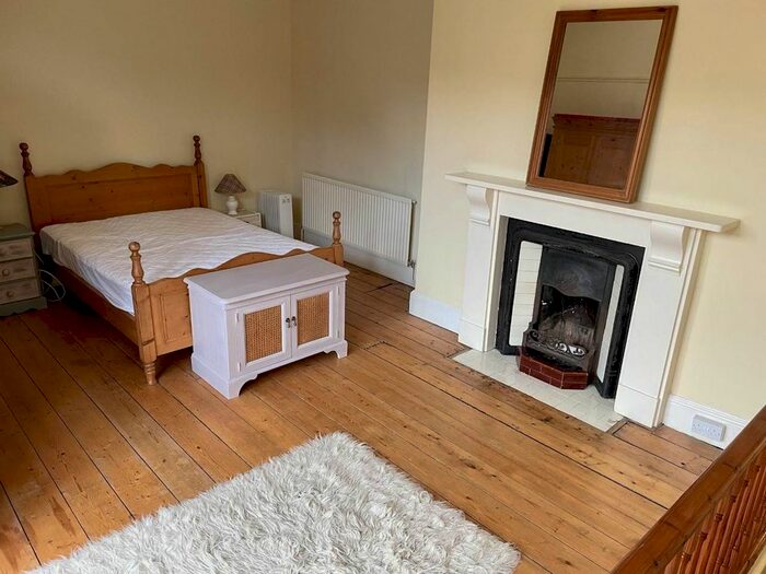 1 Bedroom Property To Rent In Belgrave Lane, Uplands, Swansea, SA1