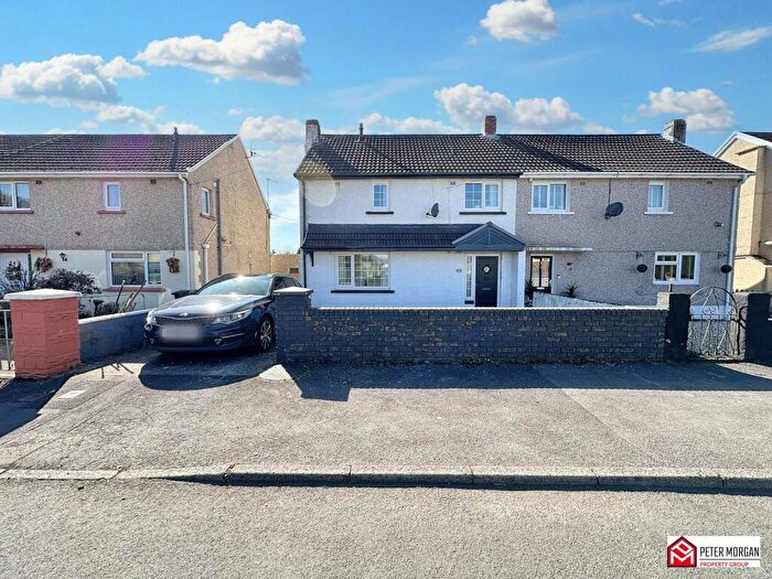 3 Bedroom Semi-Detached House For Sale In Llys Catwg, Glynneath, Neath, West Glamorgan, SA11