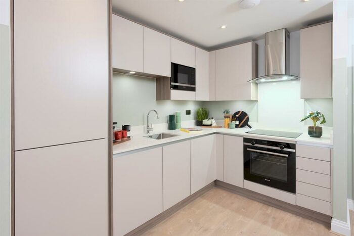 1 Bedroom Apartment For Sale In Tre Archi, Waterside Quarter, Maidenhead, SL6