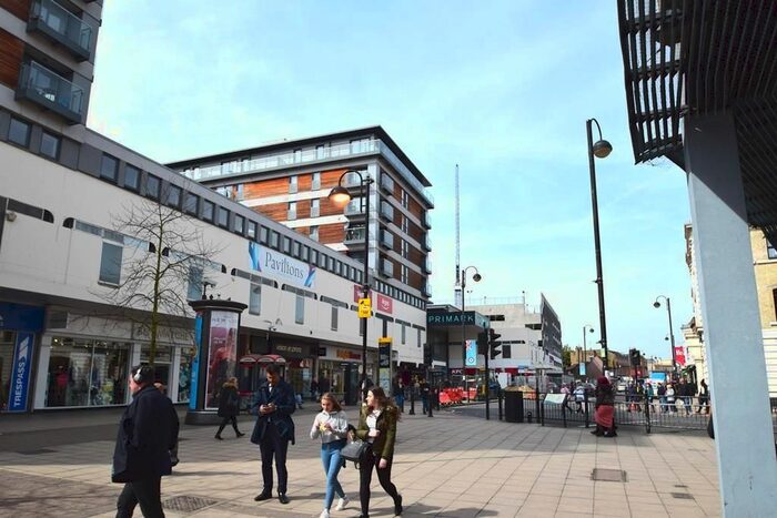 1 Bedroom Flat To Rent In Armstrong House, High Street, Uxbridge, UB8