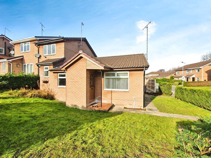 2 Bedroom Bungalow For Sale In Rothbury Way, Brinsworth, Rotherham, S60