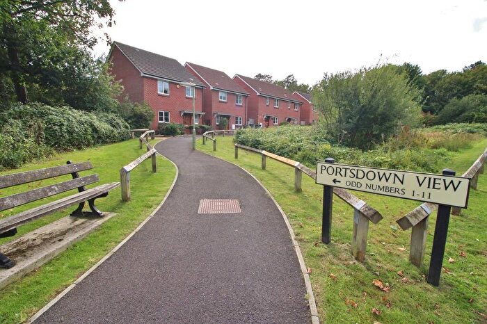 3 Bedroom Detached House For Sale In Portsdown View, Bedhampton, PO9