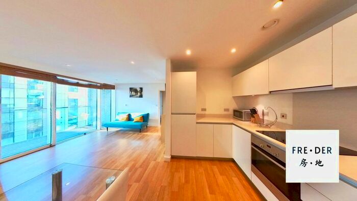 1 Bedroom Flat To Rent In Waterside Apartments, Manor House, N4