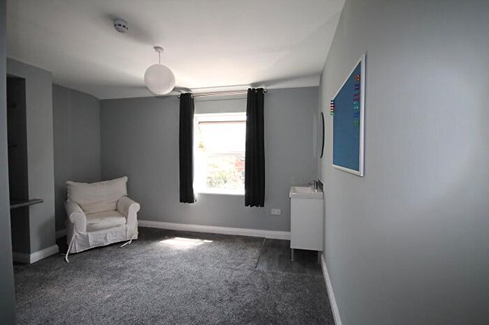 1 Bedroom House To Rent In Midland Road, Leeds, LS6