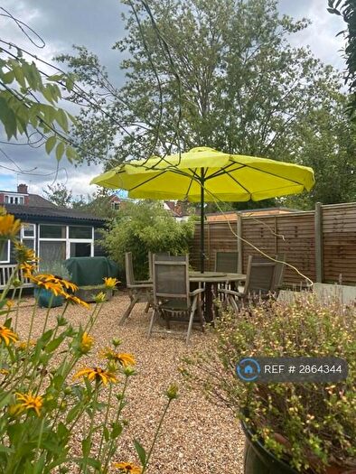 2 Bedroom Flat To Rent In Sunny Gardens Road, Hendon, NW4