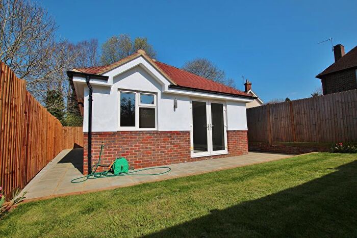 1 Bedroom Bungalow To Rent In Bramley, Guildford, GU5