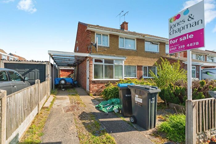 3 Bedroom Semi Detached House For Sale In Two Acre Grove, Great Sutton, Ellesmere Port, CH66