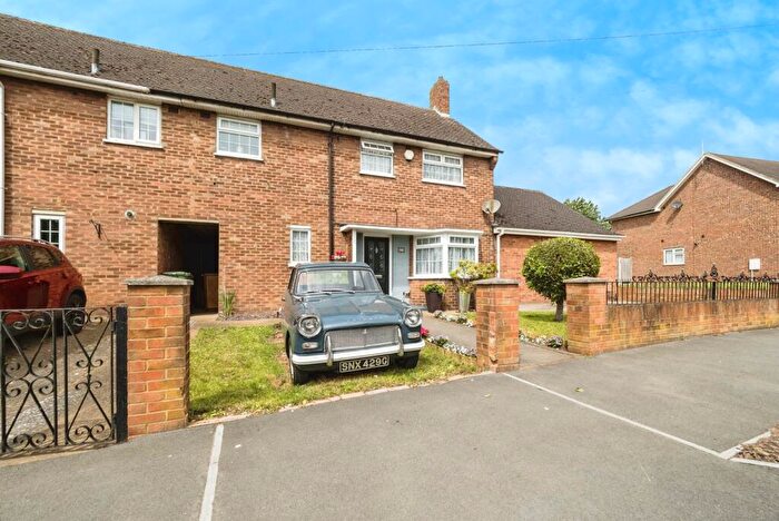3 Bedroom End Of Terrace House For Sale In Love Lane, South Ockendon, Essex, RM15