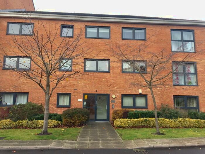 2 Bedroom Apartment To Rent In Lowbridge Court, ***Available With Zero Deposit***, L19