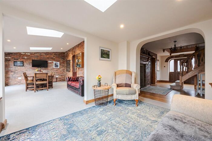 3 Bedroom Detached House For Sale In Windsor Grove, Goxhill, Barrow-Upon-Humber, DN19