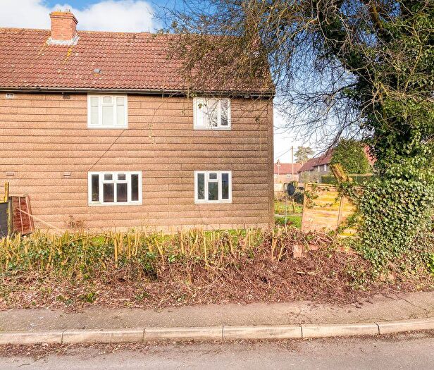 3 Bedroom Semi-Detached House For Sale In Kings Road, Holt, NR25
