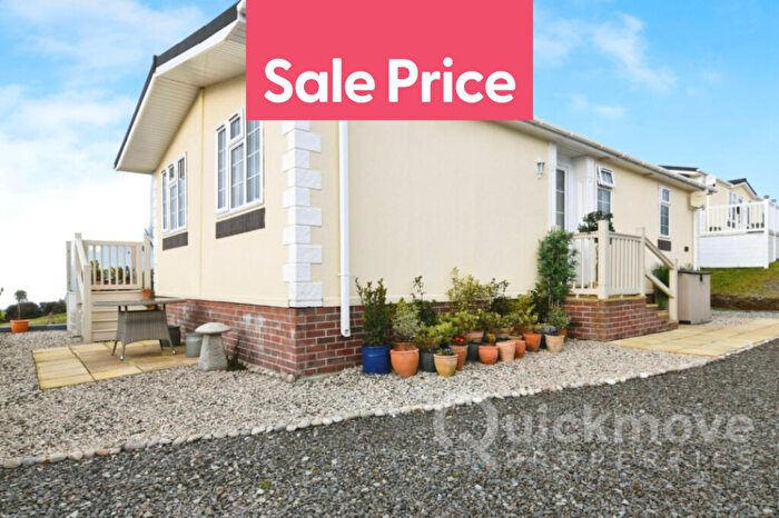 1 Bedroom Park Home For Sale In Woolacombe, Devon, EX34